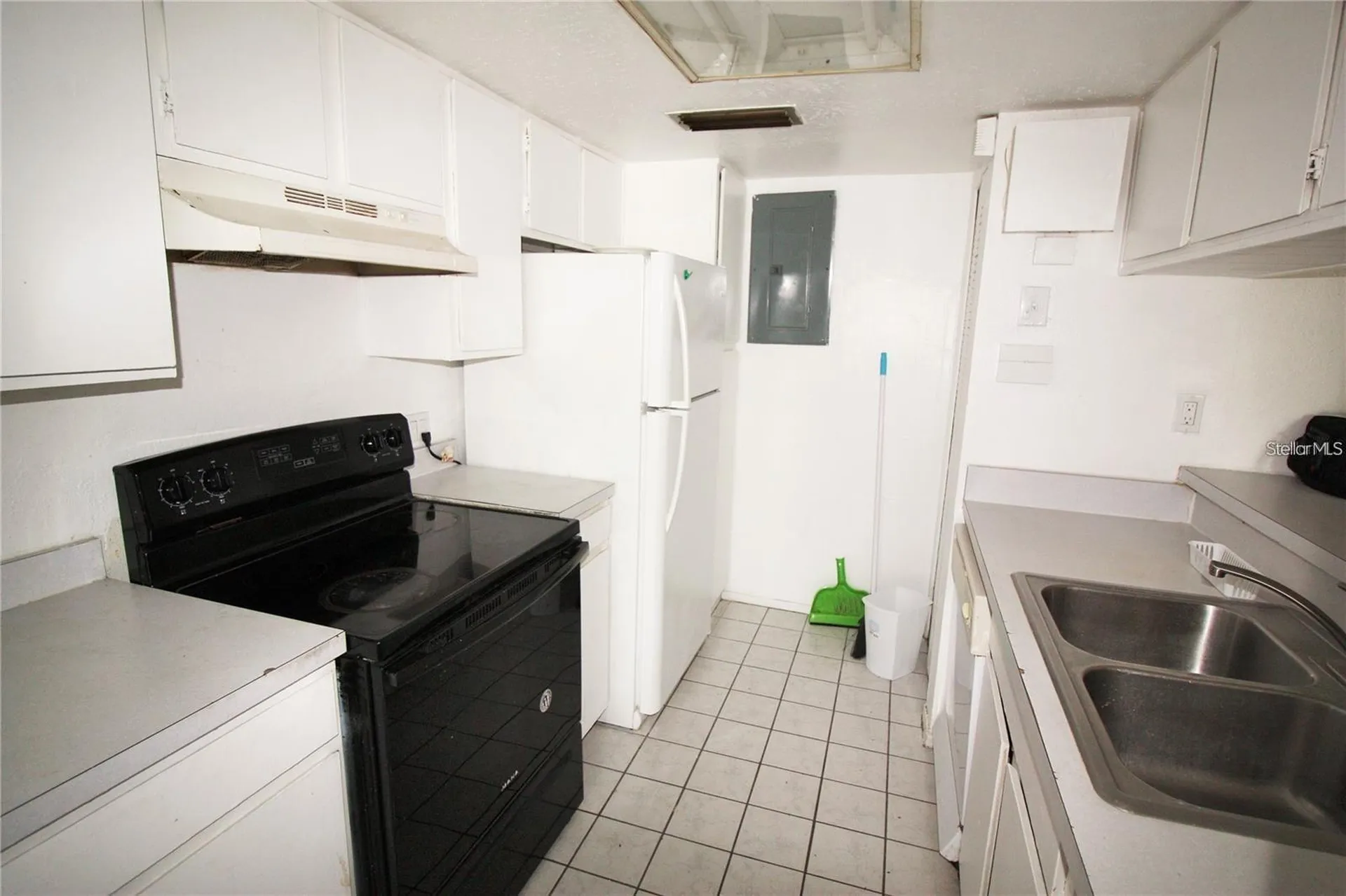 2117 Lyme Bay Drive Orlando FL 32839