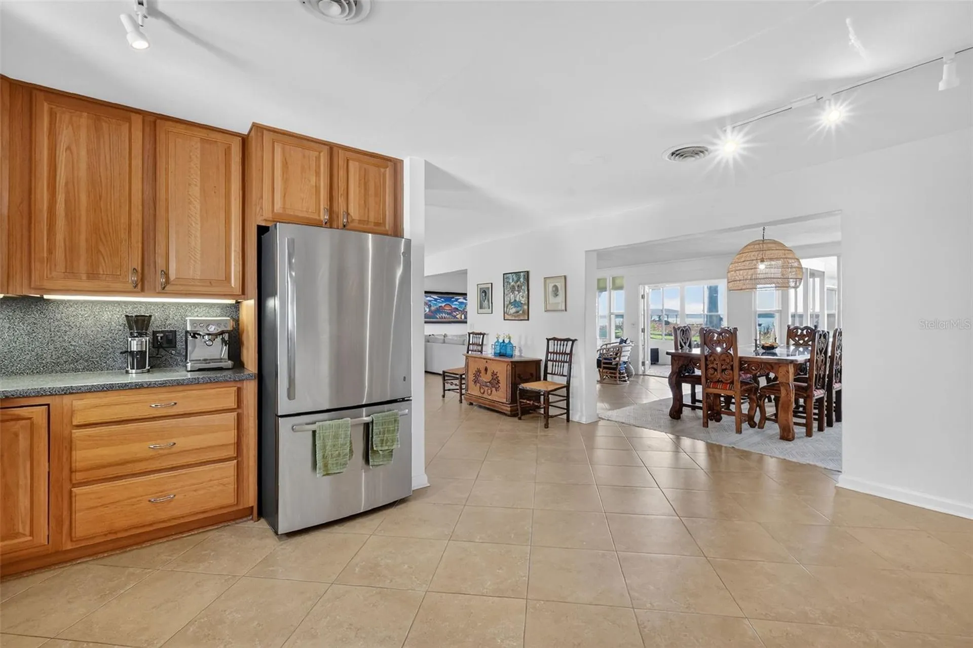 33225 Lakeshore Drive Tavares FL 32778