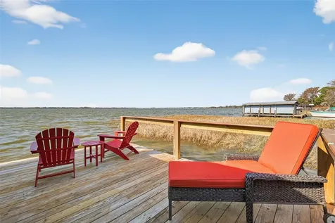 33225 Lakeshore Drive Tavares FL 32778