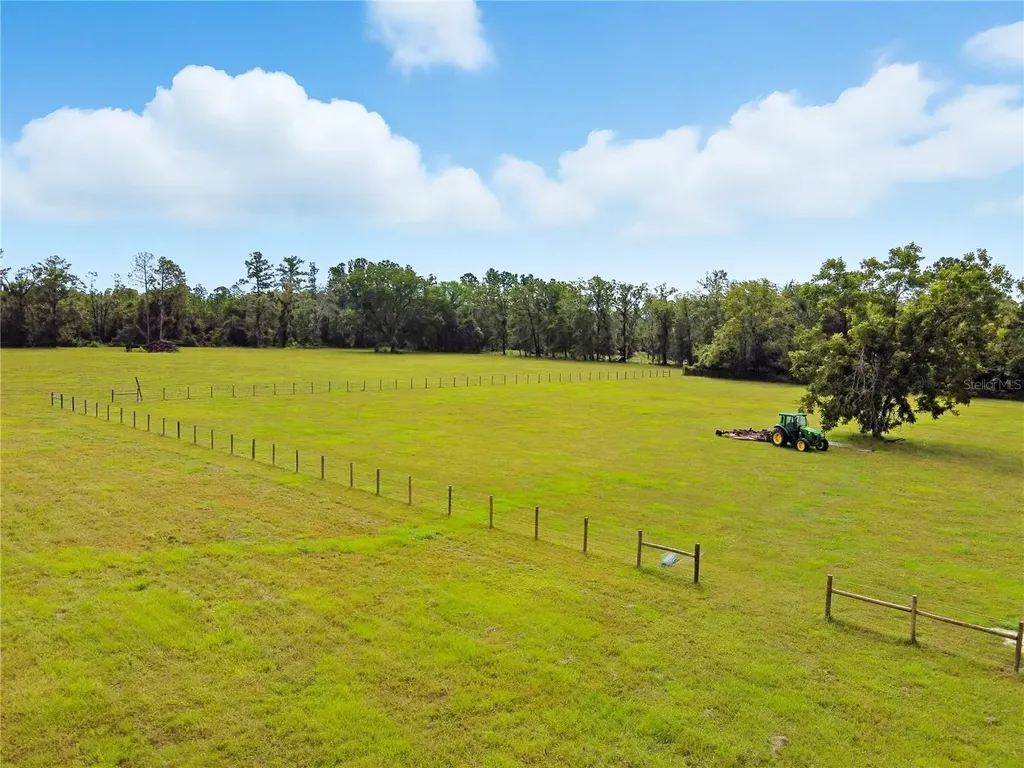 11242 Hogan Road Live Oak FL 32060
