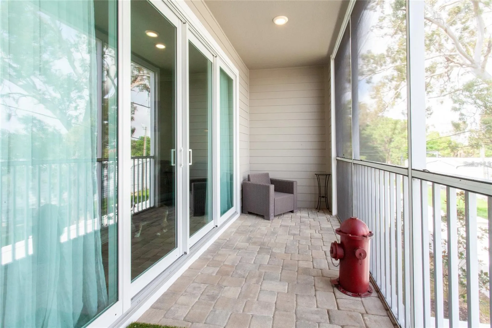1273 Savona Drive NE St Petersburg FL 33702
