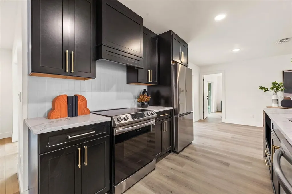 11876 Marla Lane Seminole FL 33772