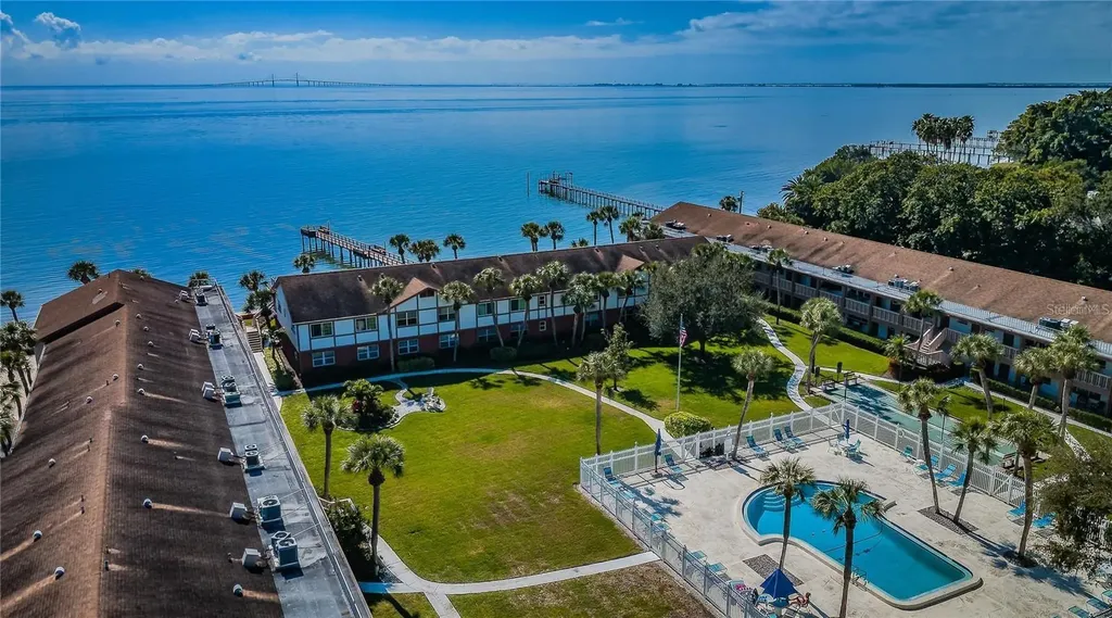 650 Pinellas Point Drive S St Petersburg FL 33705