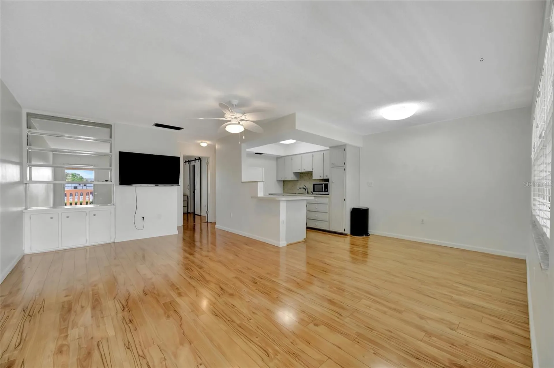 650 Pinellas Point Drive S St Petersburg FL 33705