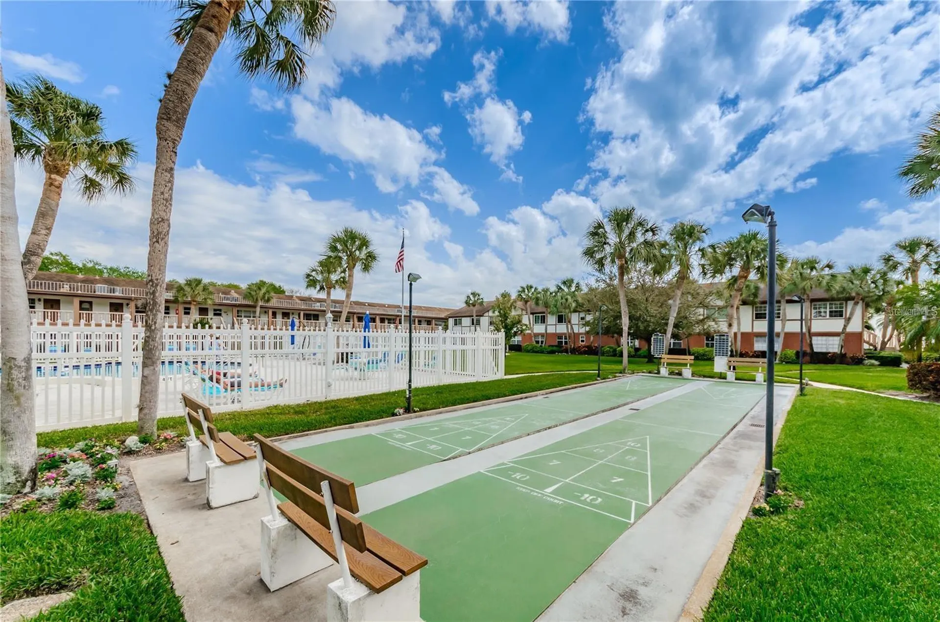 650 Pinellas Point Drive S St Petersburg FL 33705