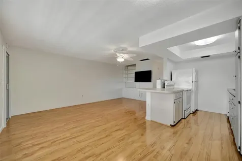 650 Pinellas Point Drive S St Petersburg FL 33705