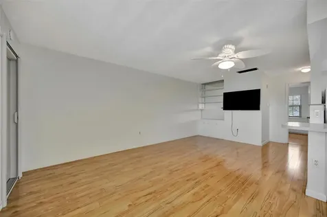 650 Pinellas Point Drive S St Petersburg FL 33705