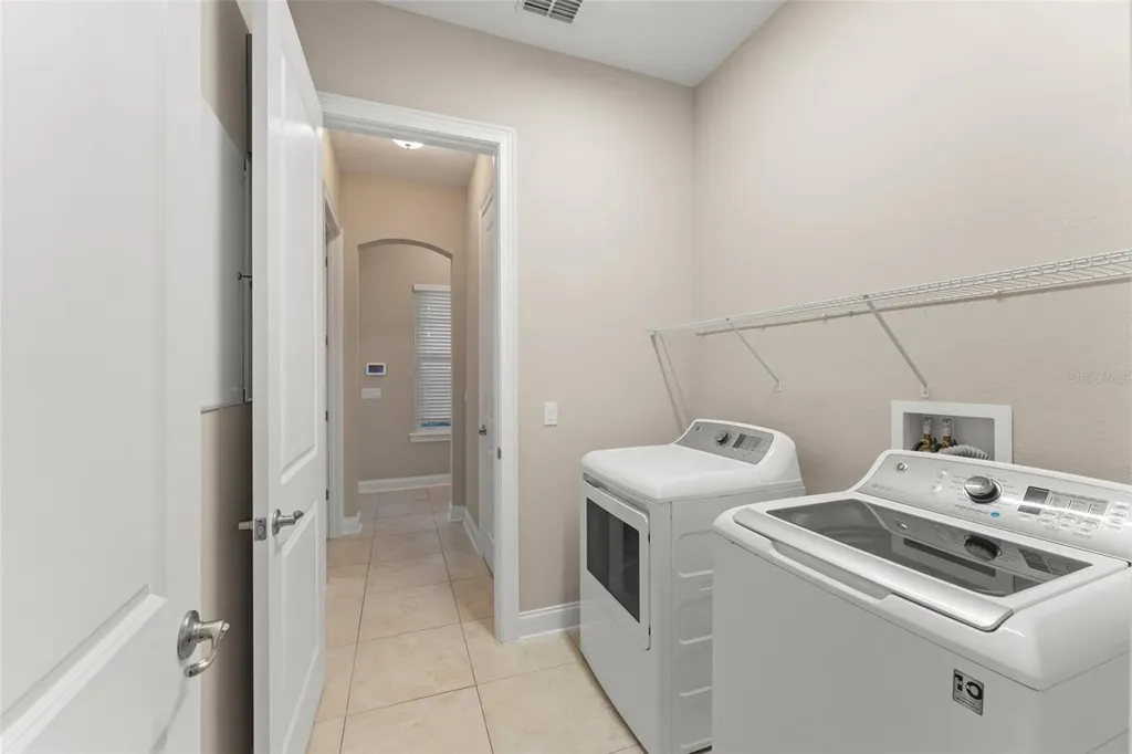 13833 Behring Avenue Orlando FL 32827