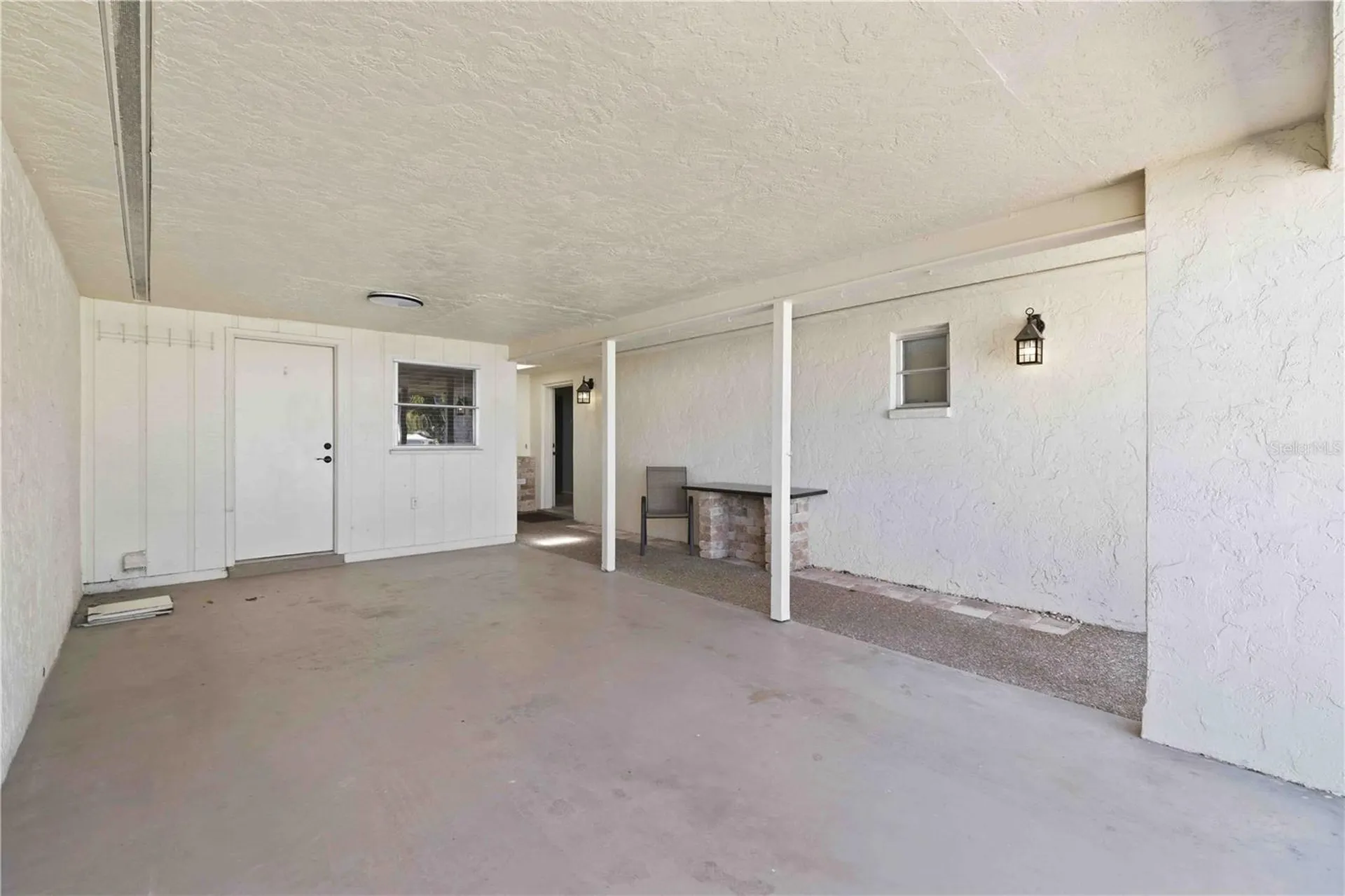 7011 9th Avenue W Bradenton FL 34209