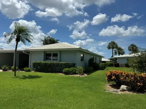 7011 9th Avenue W Bradenton FL 34209