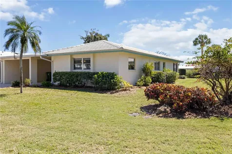 7011 9th Avenue W Bradenton FL 34209