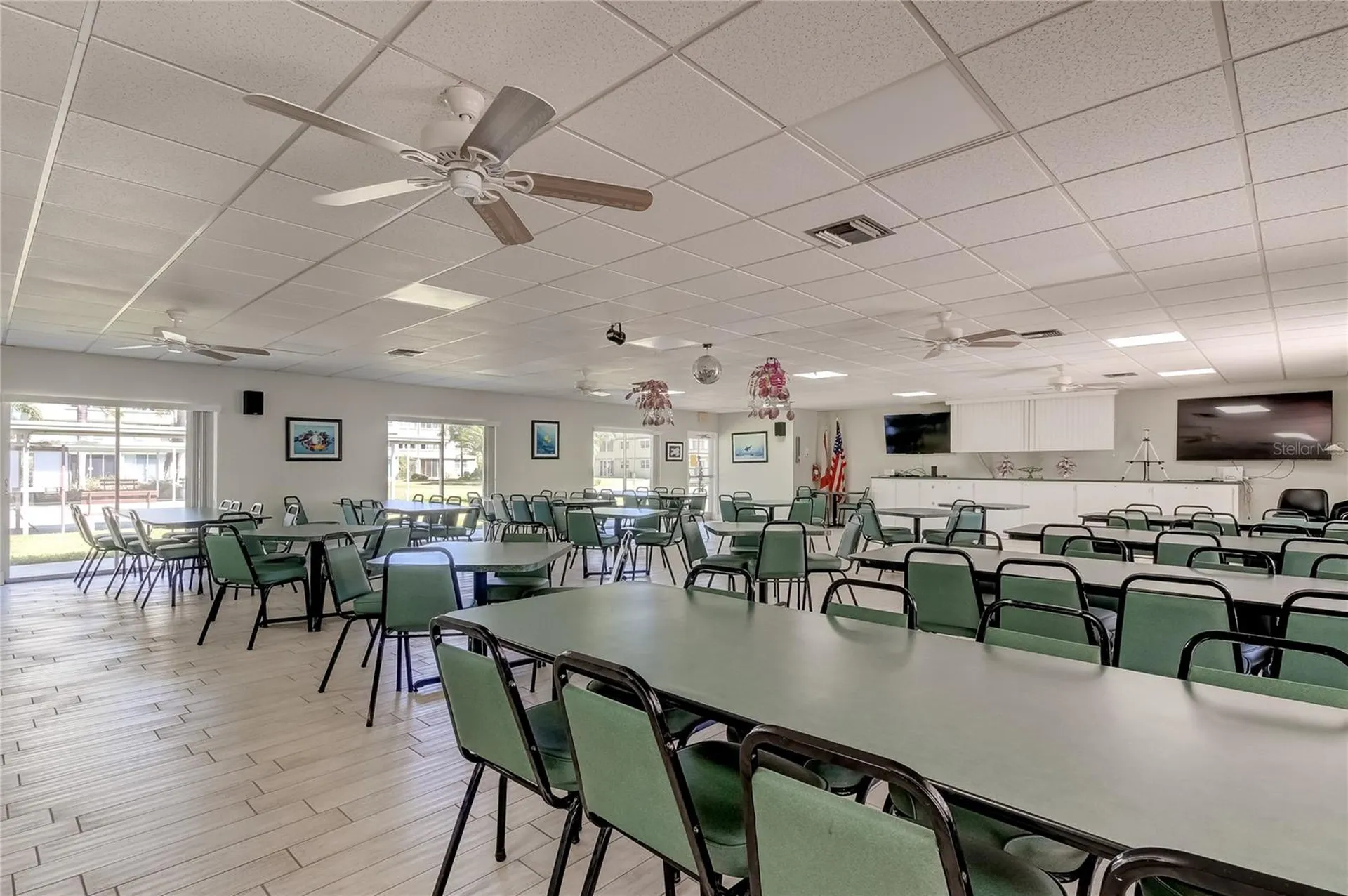 4710 Bay Street NE St Petersburg FL 33703