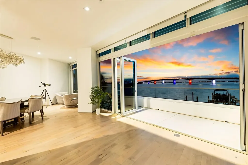 280 Golden Gate Point Sarasota FL 34236