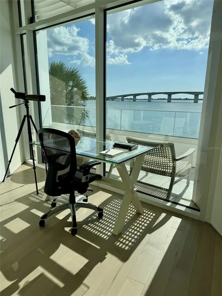 280 Golden Gate Point Sarasota FL 34236