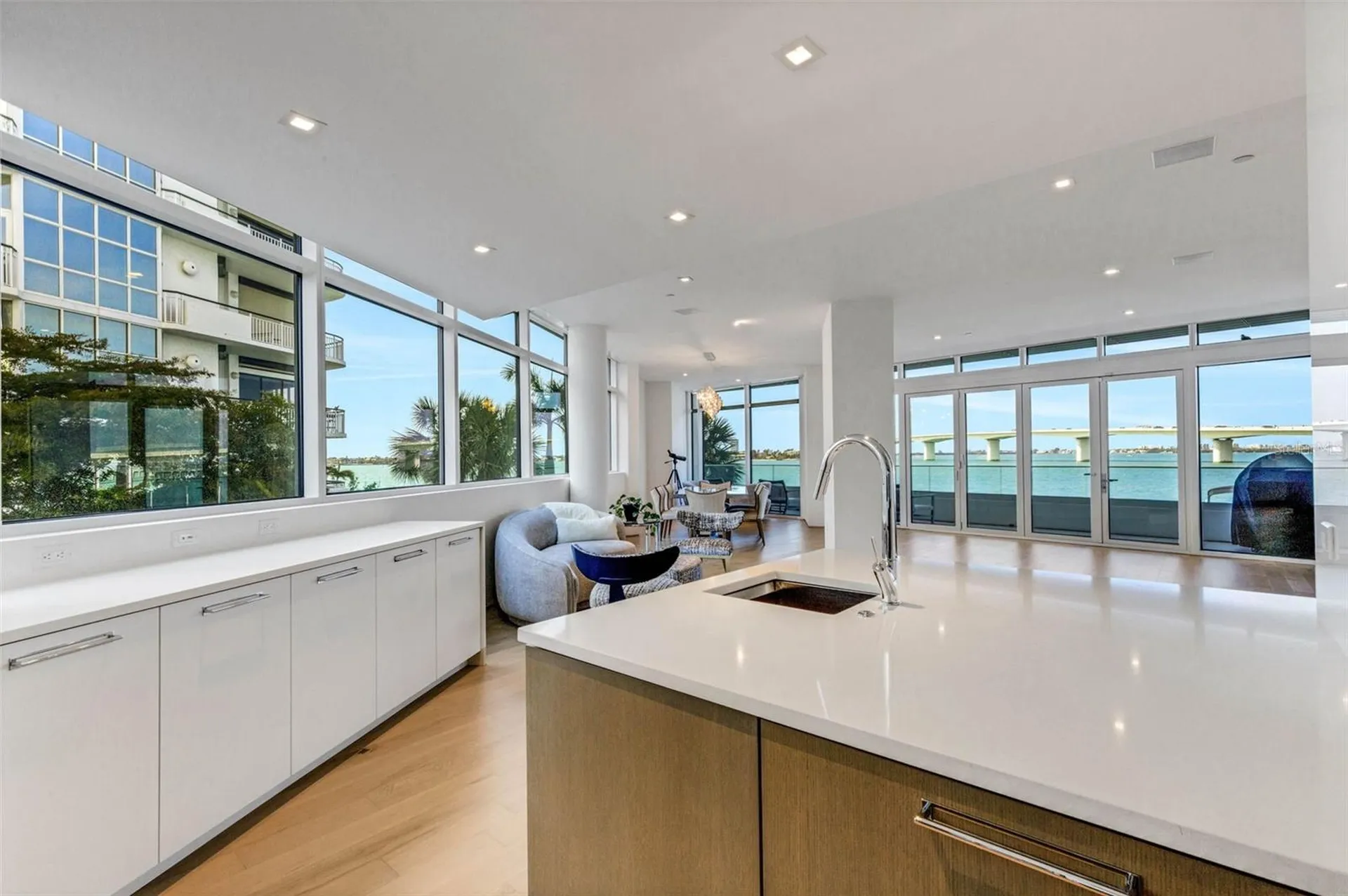 280 Golden Gate Point Sarasota FL 34236