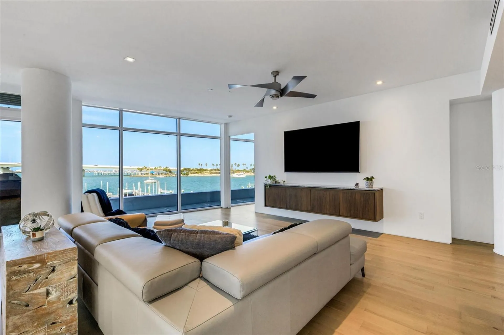 280 Golden Gate Point Sarasota FL 34236