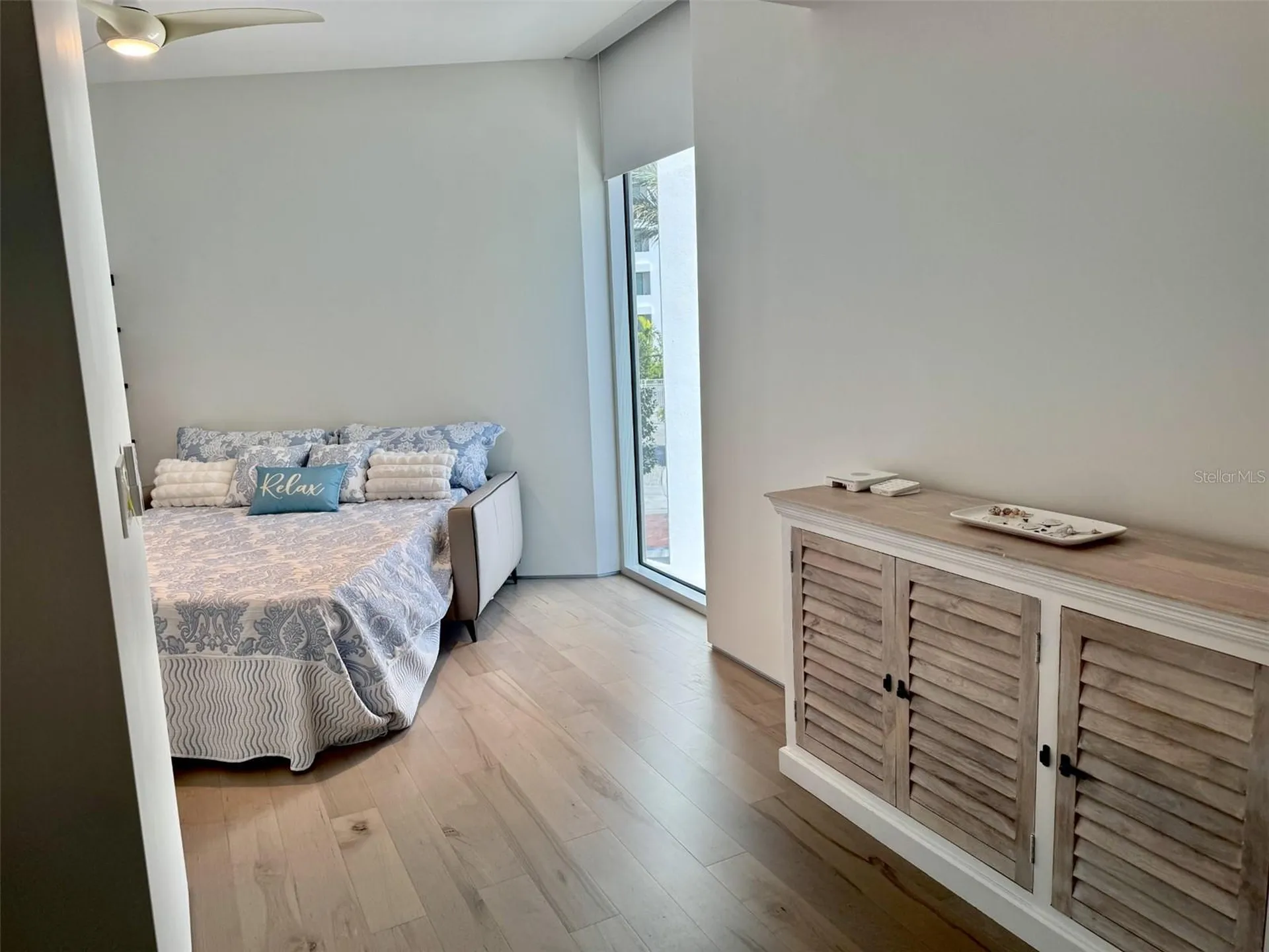 280 Golden Gate Point Sarasota FL 34236