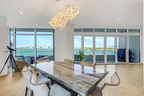 280 Golden Gate Point Sarasota FL 34236