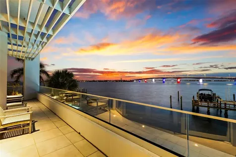 280 Golden Gate Point Sarasota FL 34236