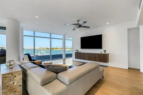 280 Golden Gate Point Sarasota FL 34236