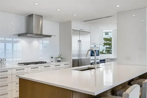 280 Golden Gate Point Sarasota FL 34236