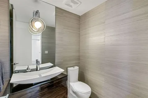 280 Golden Gate Point Sarasota FL 34236