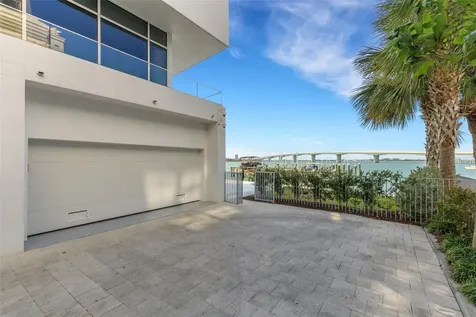 280 Golden Gate Point Sarasota FL 34236