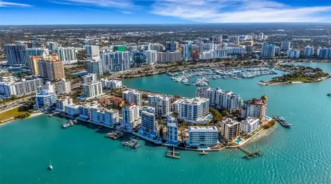 280 Golden Gate Point Sarasota FL 34236