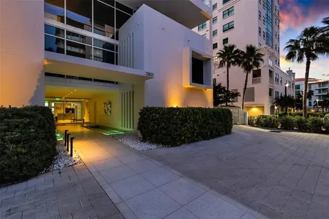 280 Golden Gate Point Sarasota FL 34236