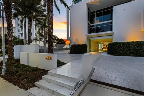 280 Golden Gate Point Sarasota FL 34236