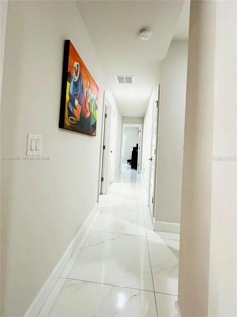 1137 NE 4th Place Cape Coral FL 33909