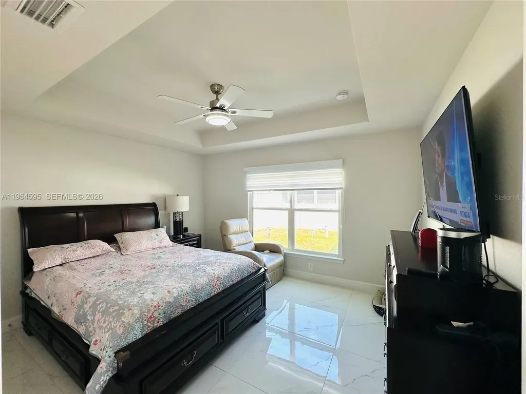 1137 NE 4th Place Cape Coral FL 33909