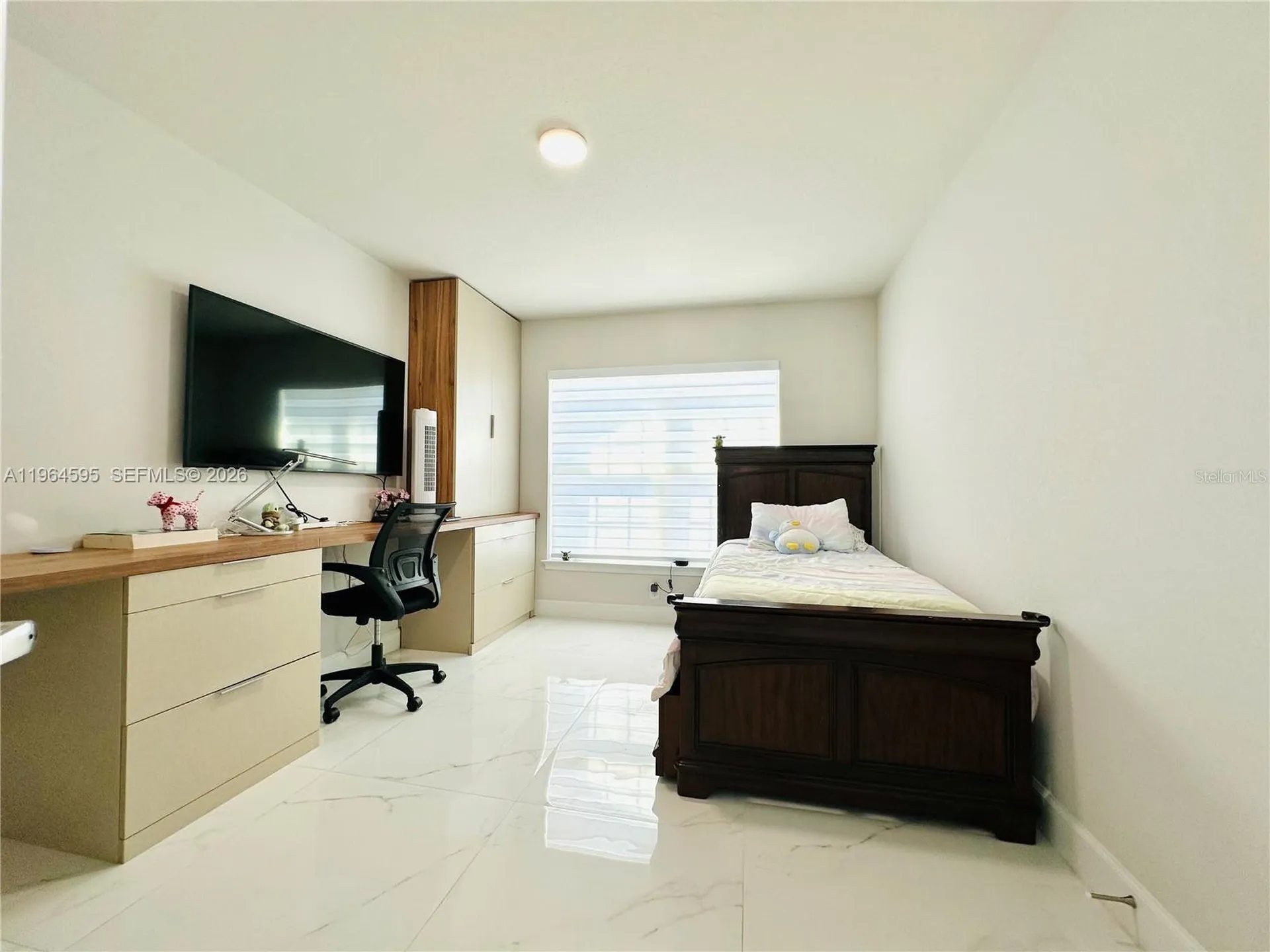 1137 NE 4th Place Cape Coral FL 33909