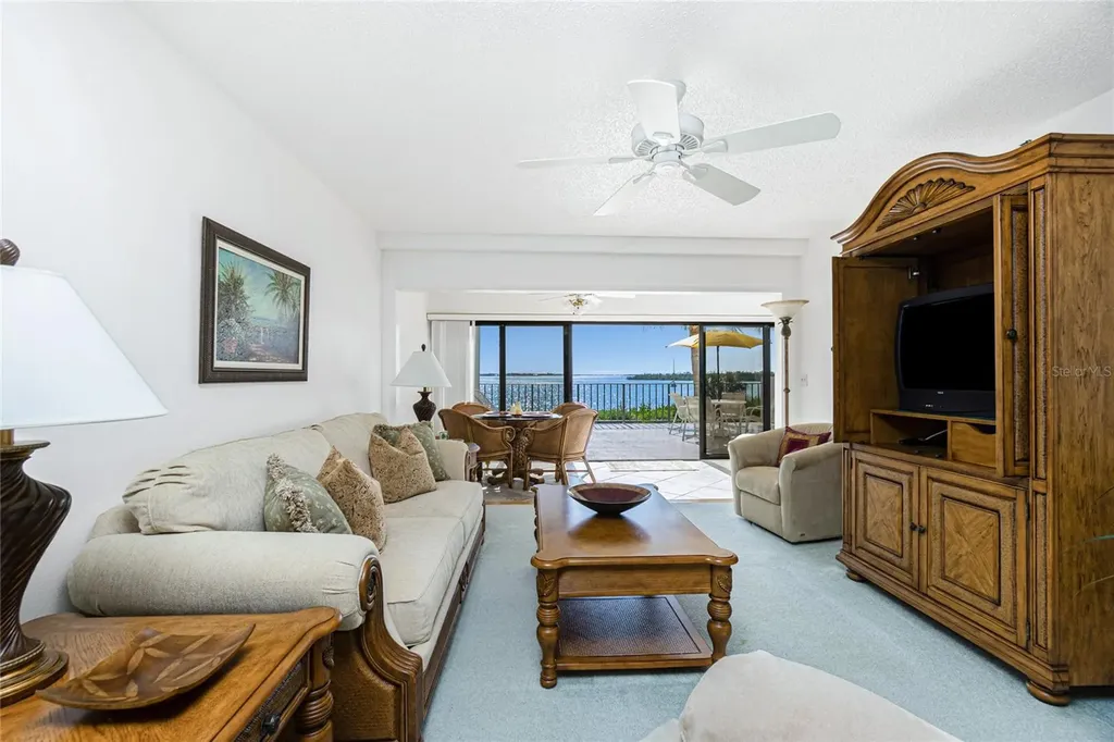 1551 Beach Road Englewood FL 34223