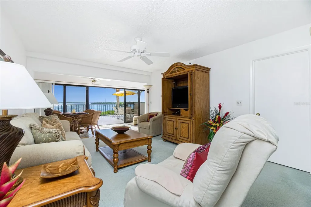 1551 Beach Road Englewood FL 34223