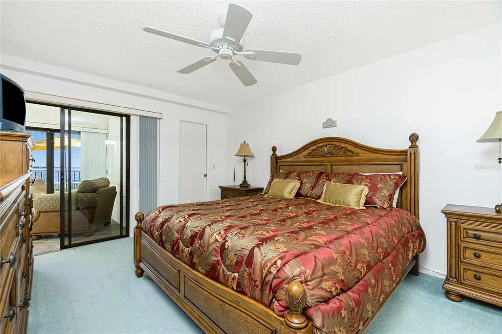 1551 Beach Road Englewood FL 34223