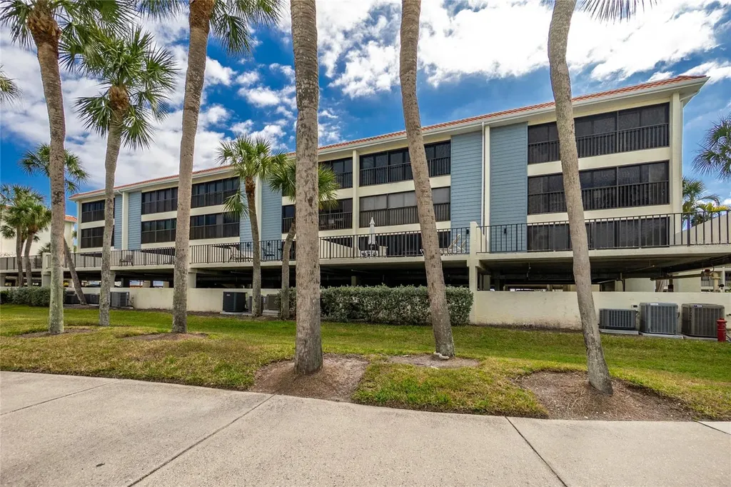 1551 Beach Road Englewood FL 34223