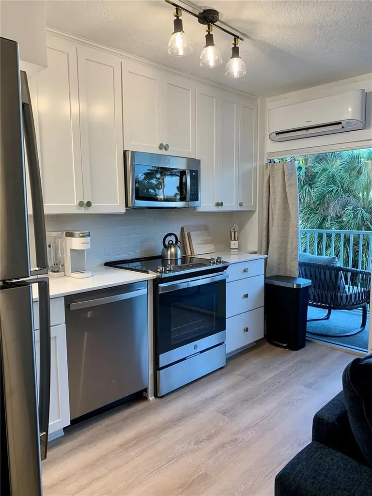 800 Bayway Boulevard Clearwater Beach FL 33767