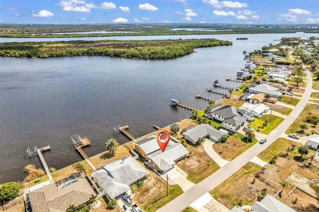 2300 Harbour Drive Punta Gorda FL 33983