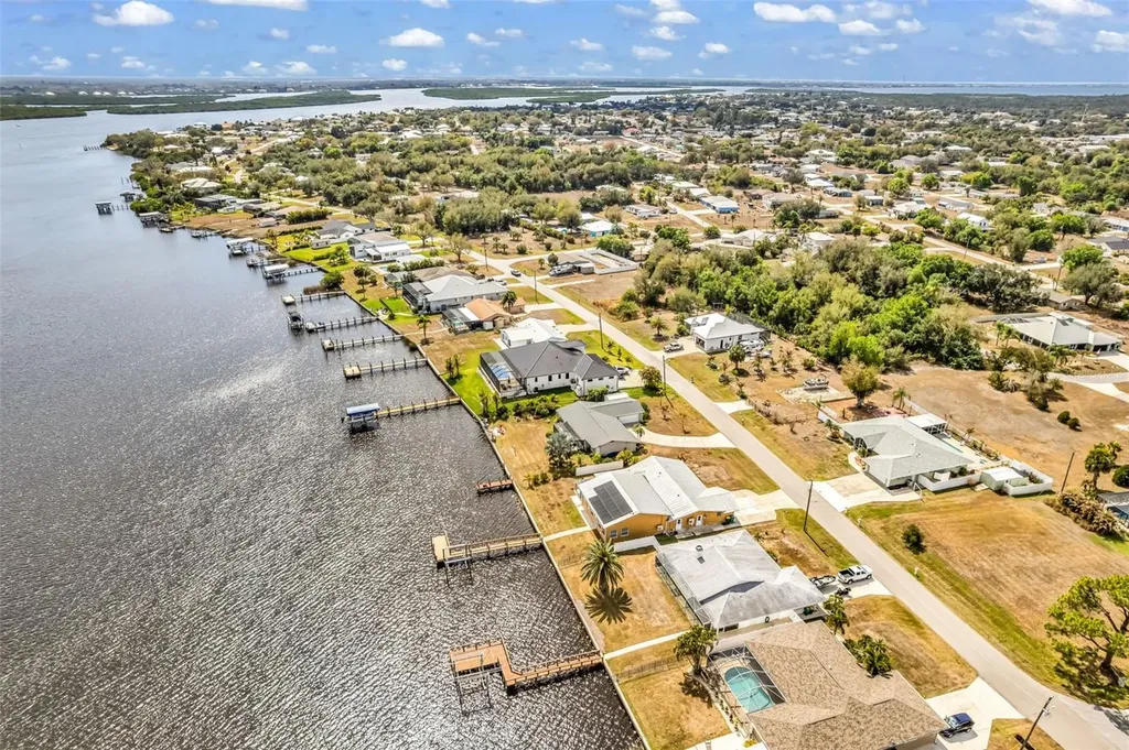 2300 Harbour Drive Punta Gorda FL 33983
