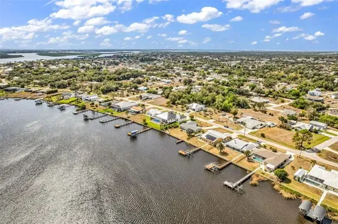 2300 Harbour Drive Punta Gorda FL 33983