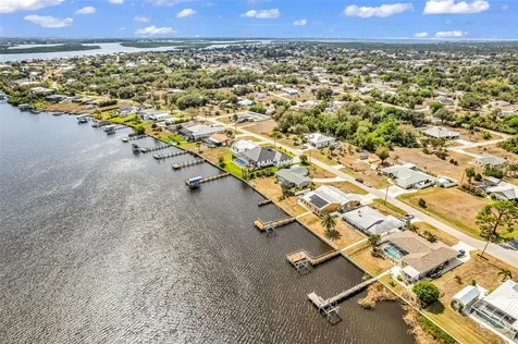 2300 Harbour Drive Punta Gorda FL 33983