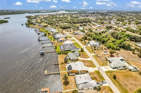 2300 Harbour Drive Punta Gorda FL 33983