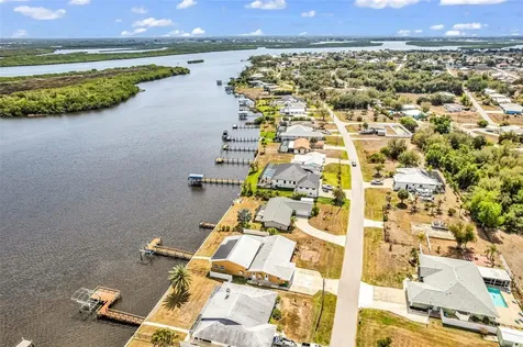 2300 Harbour Drive Punta Gorda FL 33983