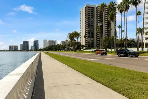 4141 Bayshore Boulevard Tampa FL 33611