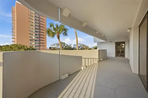 4141 Bayshore Boulevard Tampa FL 33611