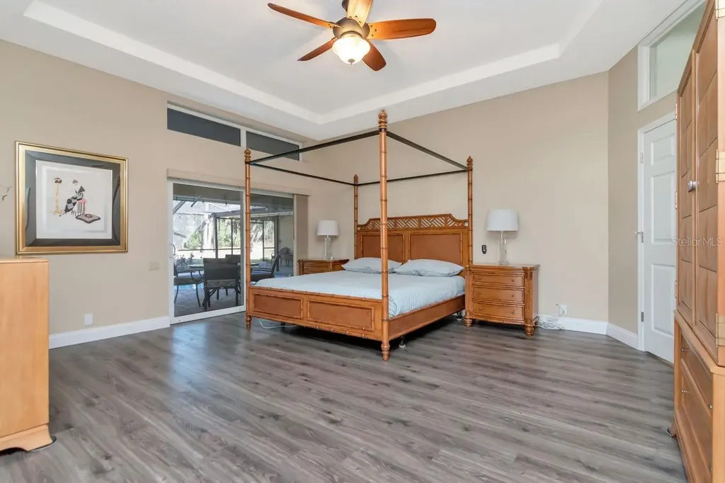 3910 Turkey Oak Drive Valrico FL 33596