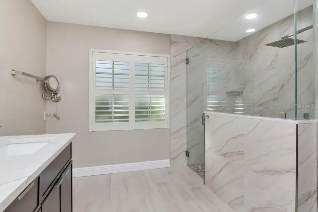 3910 Turkey Oak Drive Valrico FL 33596