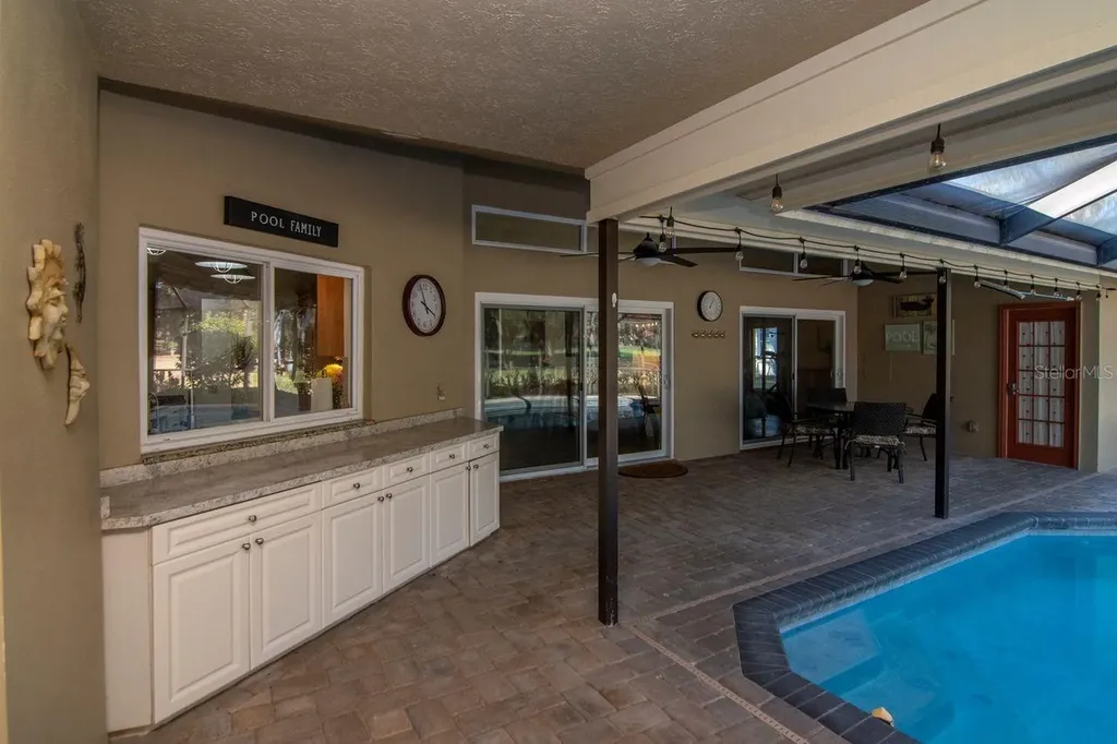 3910 Turkey Oak Drive Valrico FL 33596