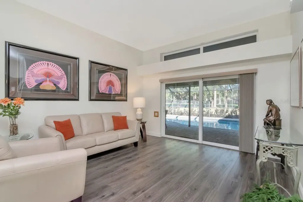 3910 Turkey Oak Drive Valrico FL 33596